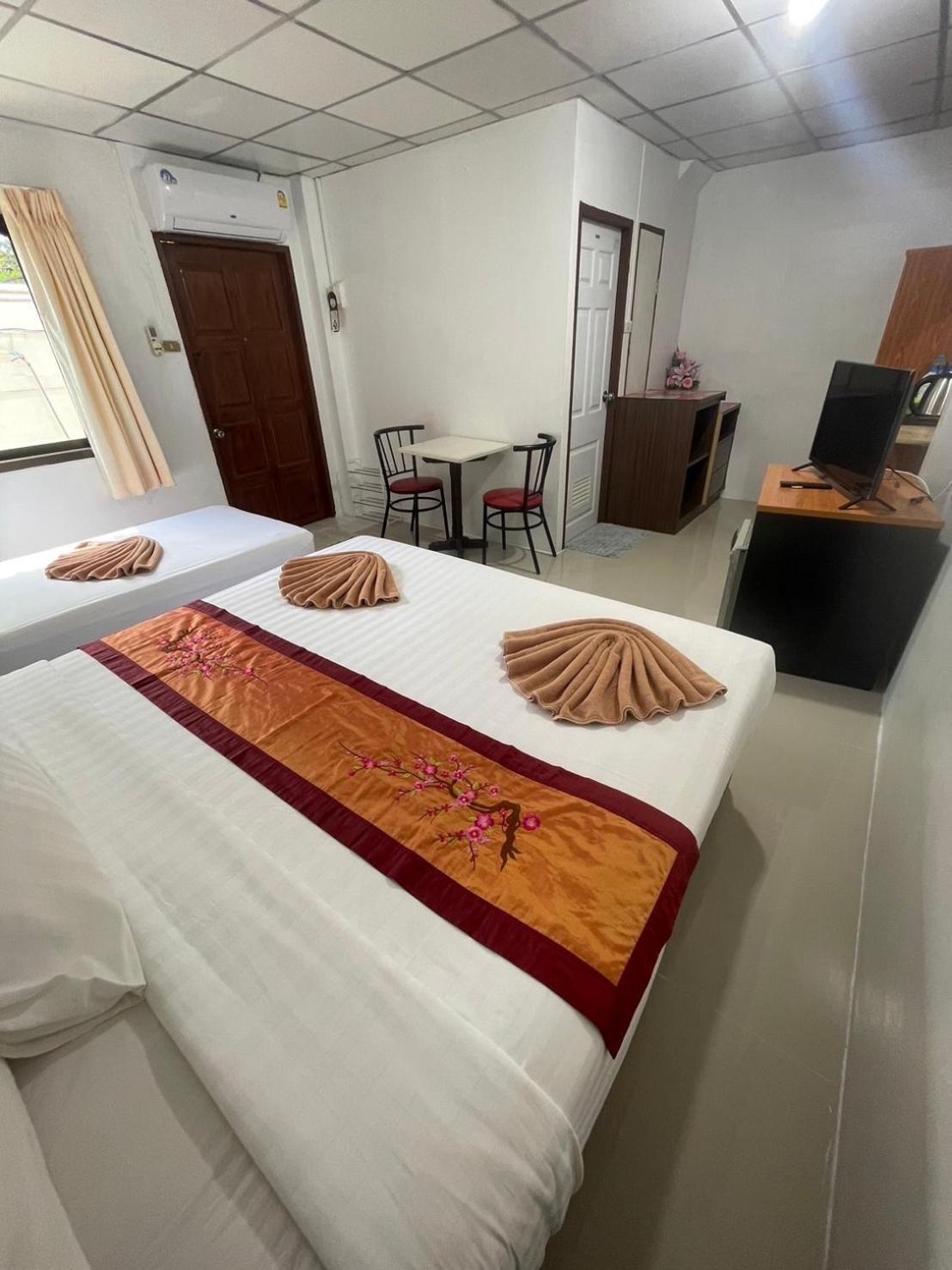 Jj Karon Beach Hotel Dış mekan fotoğraf